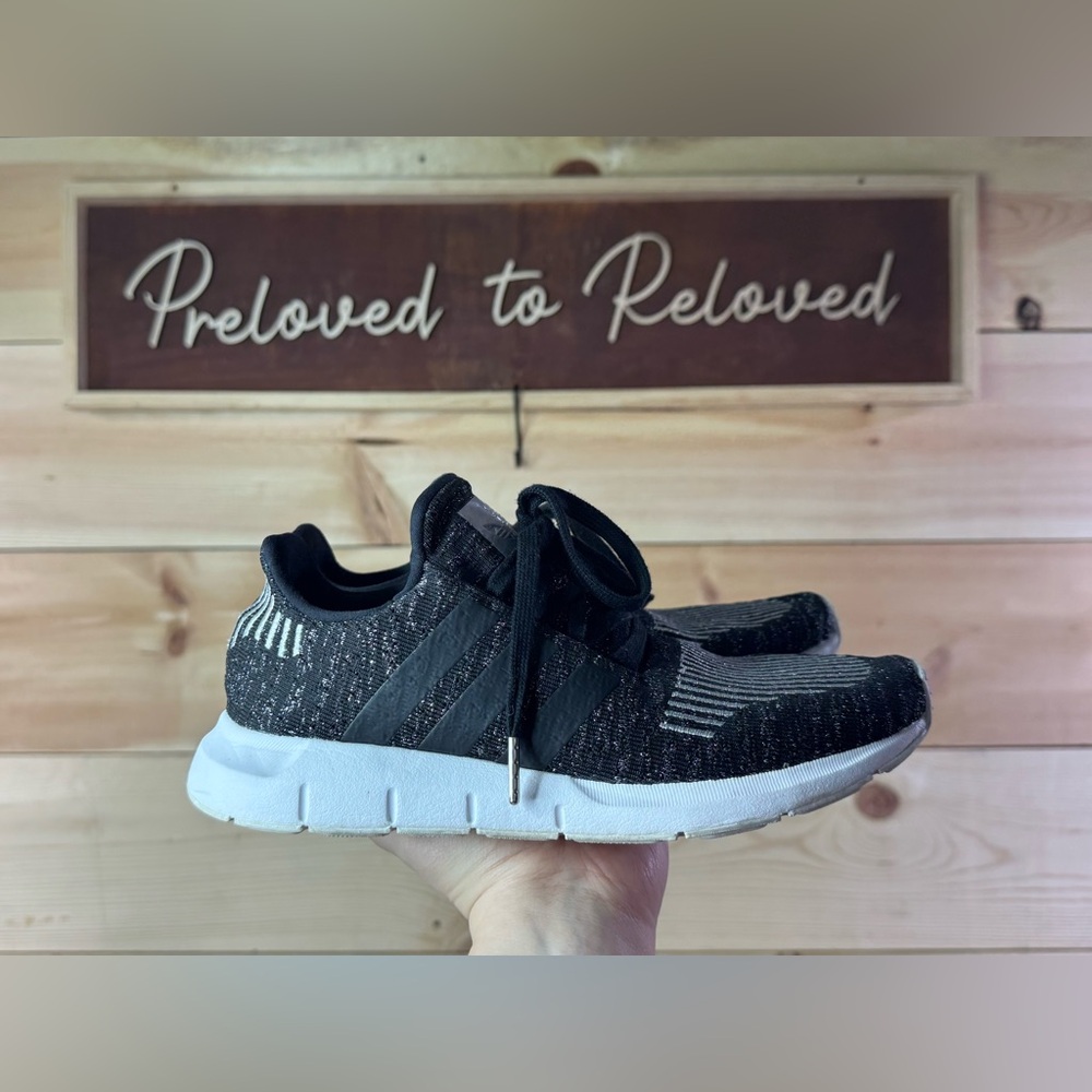 Adidas‎ Original Swifts Shoes